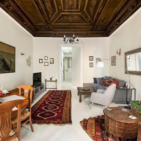 High Ceiling Authentic Historic Ottoman Home! #49 Истанбул Екстериор снимка